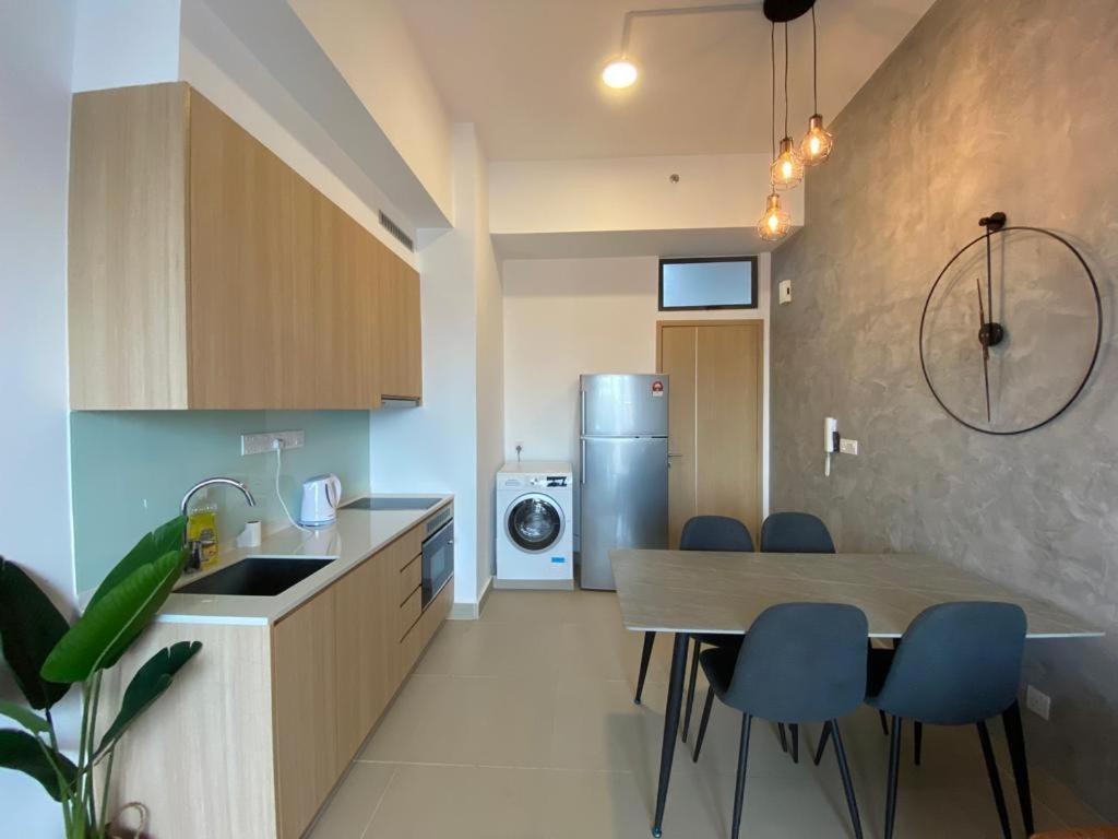 Nj Homestay @ Colony By Infinitum Kuala Lumpur Luaran gambar